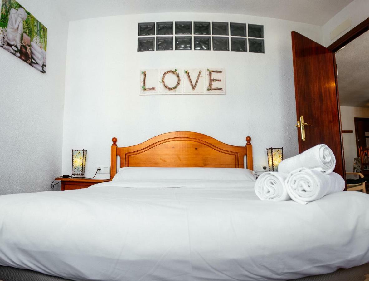 Apartamento Maranon Apartment Torre Del Mar Bilik gambar