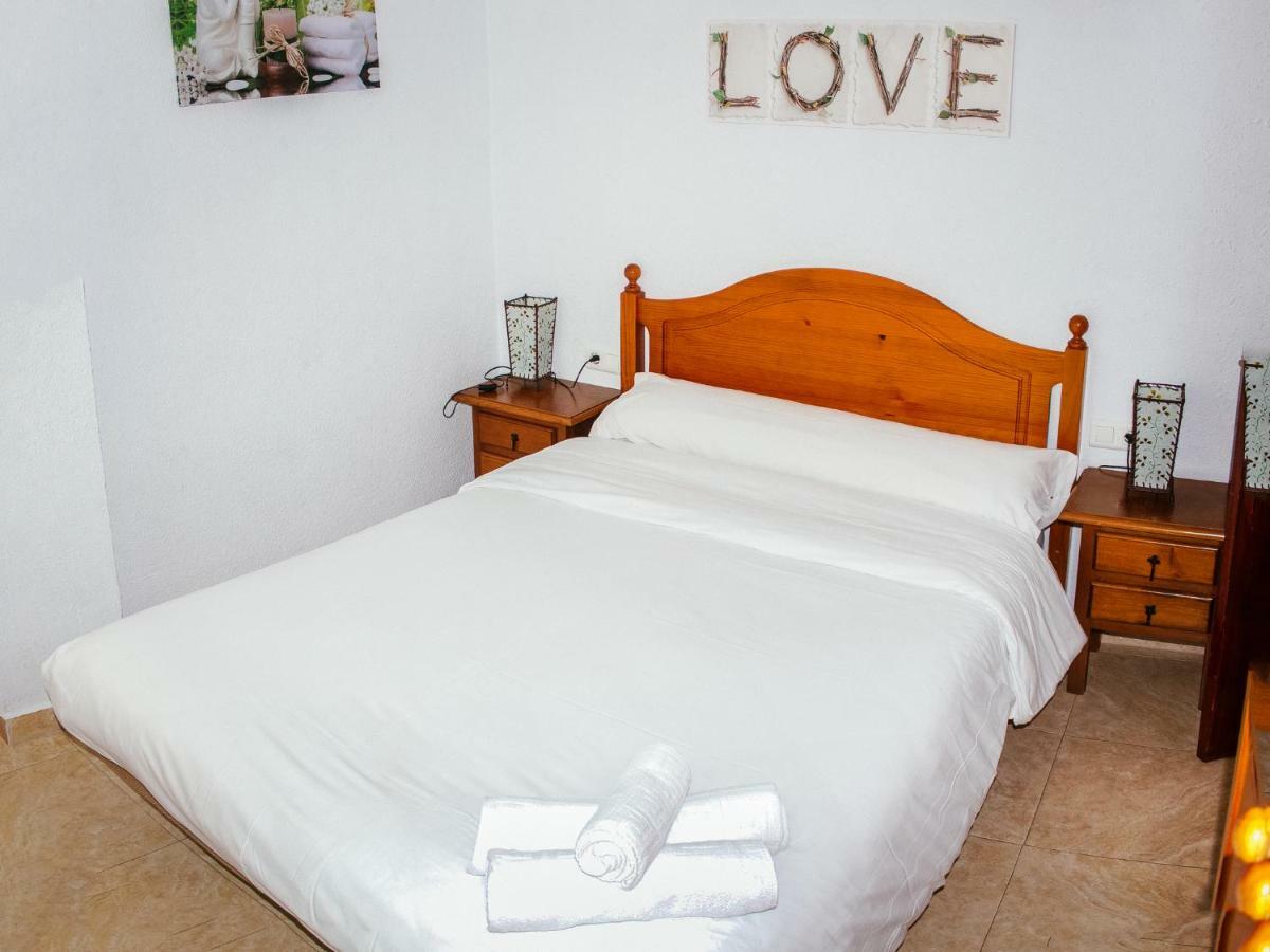 Apartamento Maranon Apartment Torre Del Mar Luaran gambar
